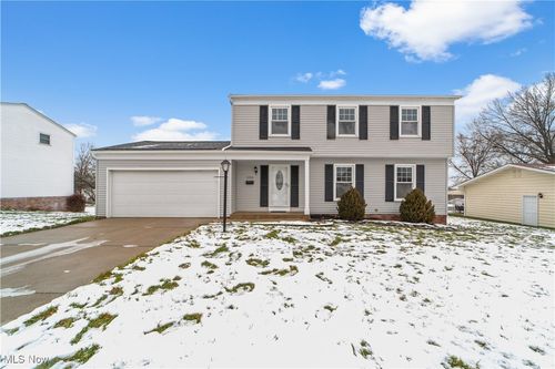 1920 David Ave, Parma, OH, 44134-6821 | Card Image