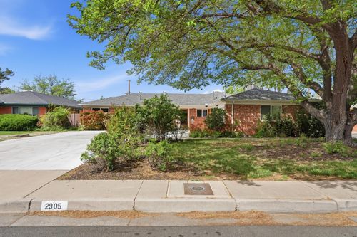 2905 Charleston St Ne, Albuquerque, NM, 87110-2703 | Card Image