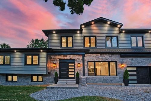 lower-471 Annalee Dr, Ancaster, ON, L9G2R7 | Card Image