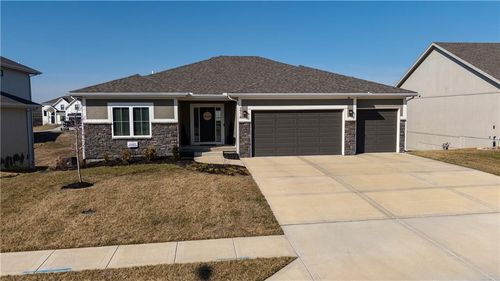7714 E 103rd Ter, Kansas City, MO, 64134-1965 | Card Image