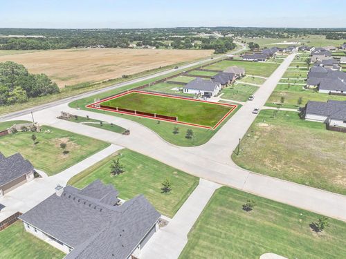 100 Chisolm Trl, Pottsboro, TX, 75076-3161 | Card Image