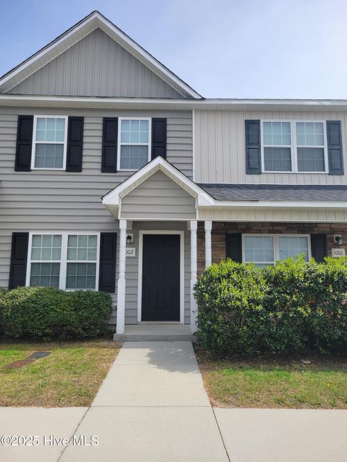 1002 Ornate Dr, Jacksonville, NC, 28546-7190 | Card Image
