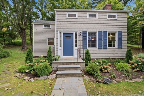 115 Somerstown Road, New Castle, NY, 10562 | Card Image
