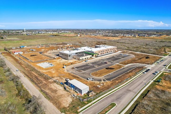 186 Bendecido Loop, House other with 4 bedrooms, 2 bathrooms and 2 parking in Elgin TX | Image 5