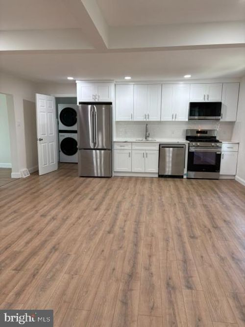 3313 Taylor Ave, BRISTOL, PA, 19007-6626 | Card Image