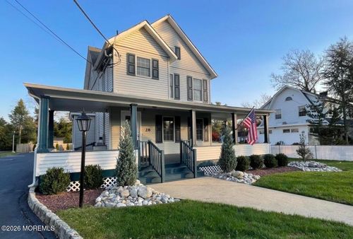 b1-28 N Main St, Marlboro, NJ, 07746-1429 | Card Image