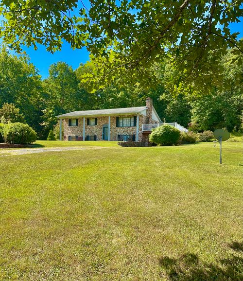 4801 Nicelytown Rd, Clifton Forge, VA, 24422-3109 | Card Image