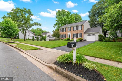 4704 Yorkshire Dr, ELLICOTT CITY, MD, 21043-6510 | Card Image