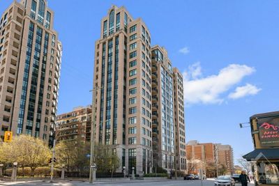 1702 - 245 Kent St, Condo with 2 bedrooms, 2 bathrooms and 1 parking in Ottawa ON | Image 1