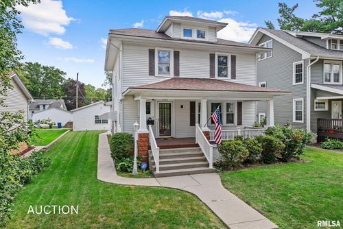 2707 Grand Ave, Davenport, IA, 52803-1815 | Card Image