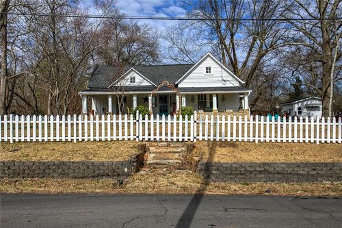 401 Edison St, Menlo, GA, 30731-6443 | Card Image