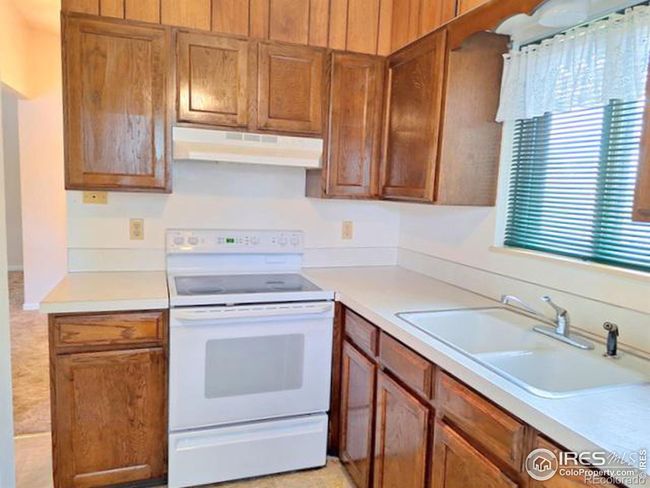 Upper Kitchen | Image 16