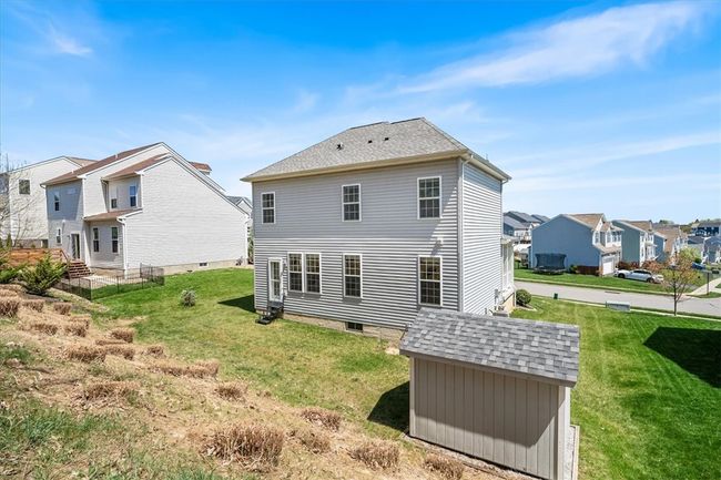 2010 Casey Dr, House other with 3 bedrooms, 3 bathrooms and 2 parking in Aliquippa PA | Image 9