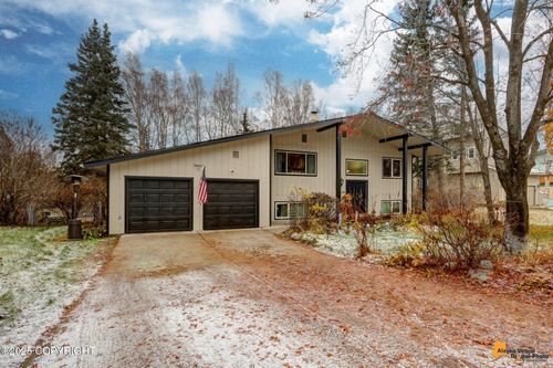 3740 Mount Blanc Cir, Anchorage, AK, 99508-5029 | Card Image