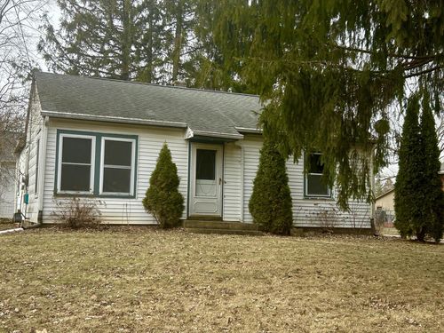 135 Felix Street, Wales, WI, 53183 | Card Image