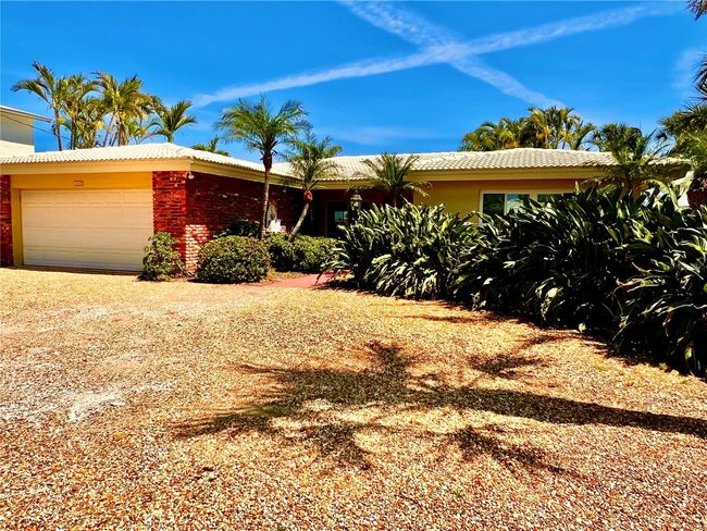 530 59 Th Ave, House other with 2 bedrooms, 2 bathrooms and null parking in ST PETE BEACH FL | Image 17
