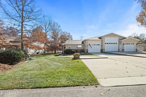 275 Hawthorn Loop, Crossville, TN, 38555-5787 | Card Image