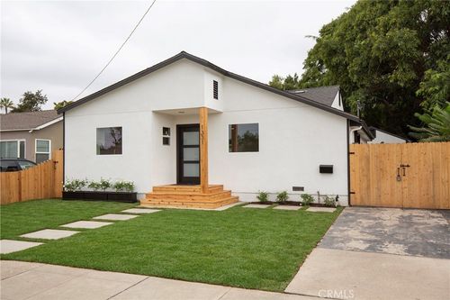 1331 E Century Dr, Orange, CA, 92866-2224 | Card Image