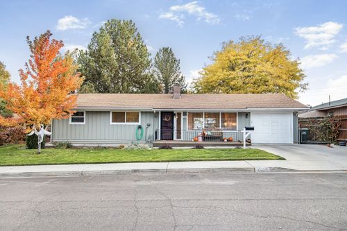 386 W Fir St, Elko, NV, 89801-2931 | Card Image
