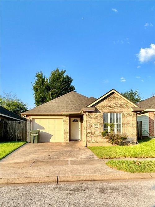 2619 Symphony Park Dr, Bryan, TX, 77802-5930 | Card Image