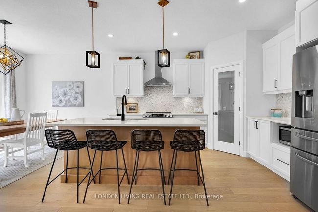 37 - 22701 Adelaide Rd, Condo with 4 bedrooms, 3 bathrooms and 2 parking in Mount Brydges ON | Image 17