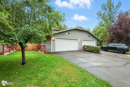 16606 Rivers Edge Ln, Eagle River, AK, 99577-8068 | Card Image