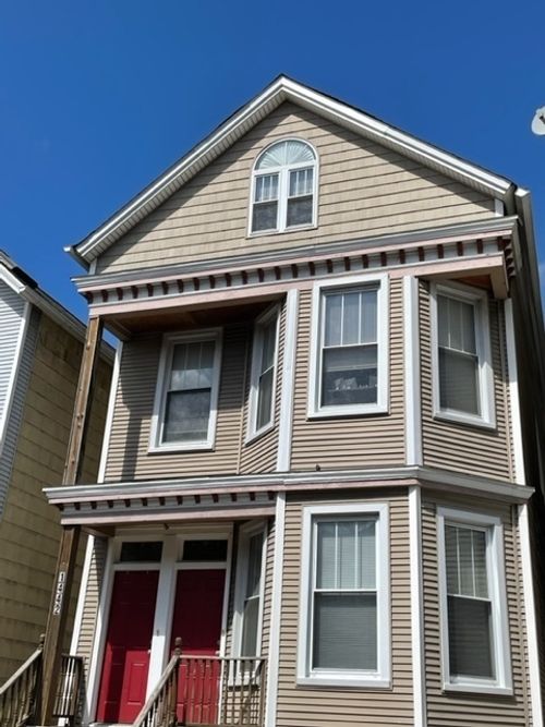 2f-1442 W Barry Ave, CHICAGO, IL, 60657-4287 | Card Image