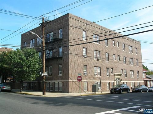 402 Anderson, Cliffside Park, NJ, 07010 | Card Image