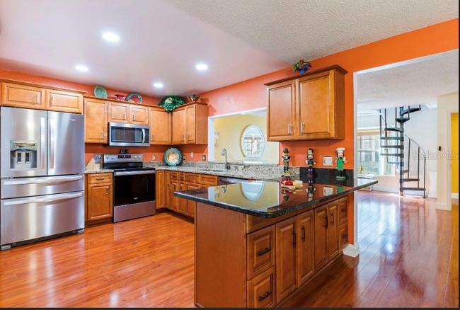 2409 Gun Flint Trl, Townhouse with 3 bedrooms, 3 bathrooms and null parking in PALM HARBOR FL | Image 16