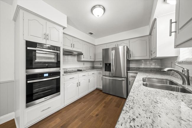 3649 Stables Ln, House other with 2 bedrooms, 2 bathrooms and null parking in Dallas TX | Image 13