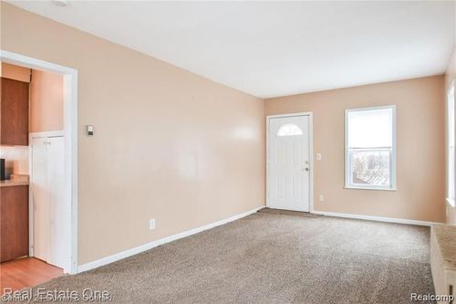 5580 S Merriman Rd, Wayne, MI, 48184-2273 | Card Image