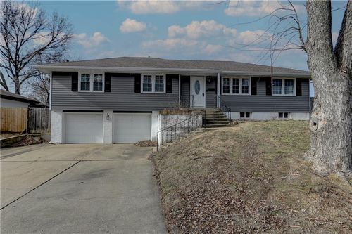 4116 S Delaware Ave, Independence, MO, 64055-4534 | Card Image