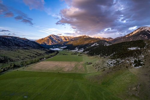 NHN Suce Creek Road, Livingston, MT, 59047 | Card Image