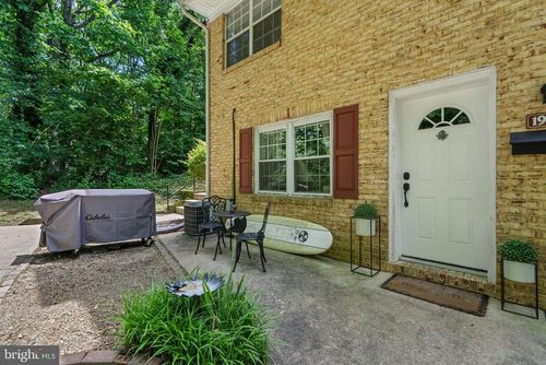 19 Heritage Ct, ANNAPOLIS, MD, 21401-4239 | Card Image