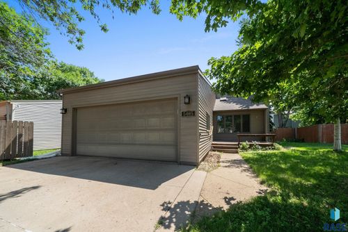 5405 W Chelsea Dr, Sioux Falls, SD, 57106-0678 | Card Image