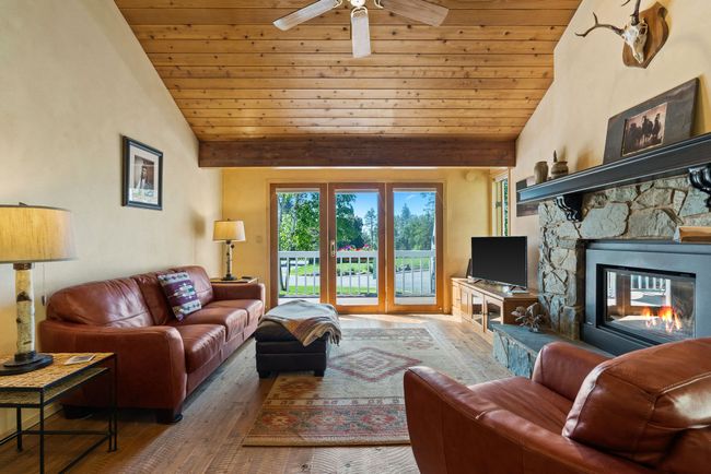 Vaulted ceilings | Image 17