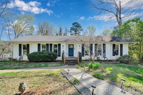 301 Hillandale Dr, Charlotte, NC, 28270-0958 | Card Image