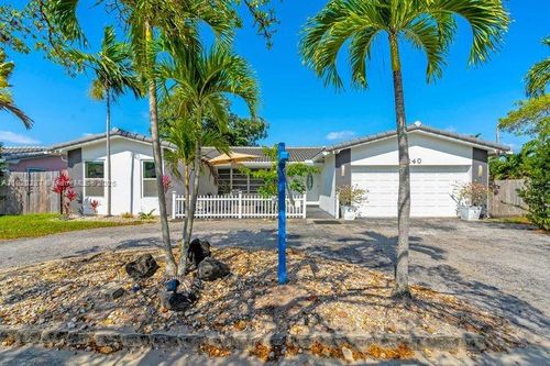 4140 N 36th Ave, Hollywood, FL, 33021-1921 | Card Image