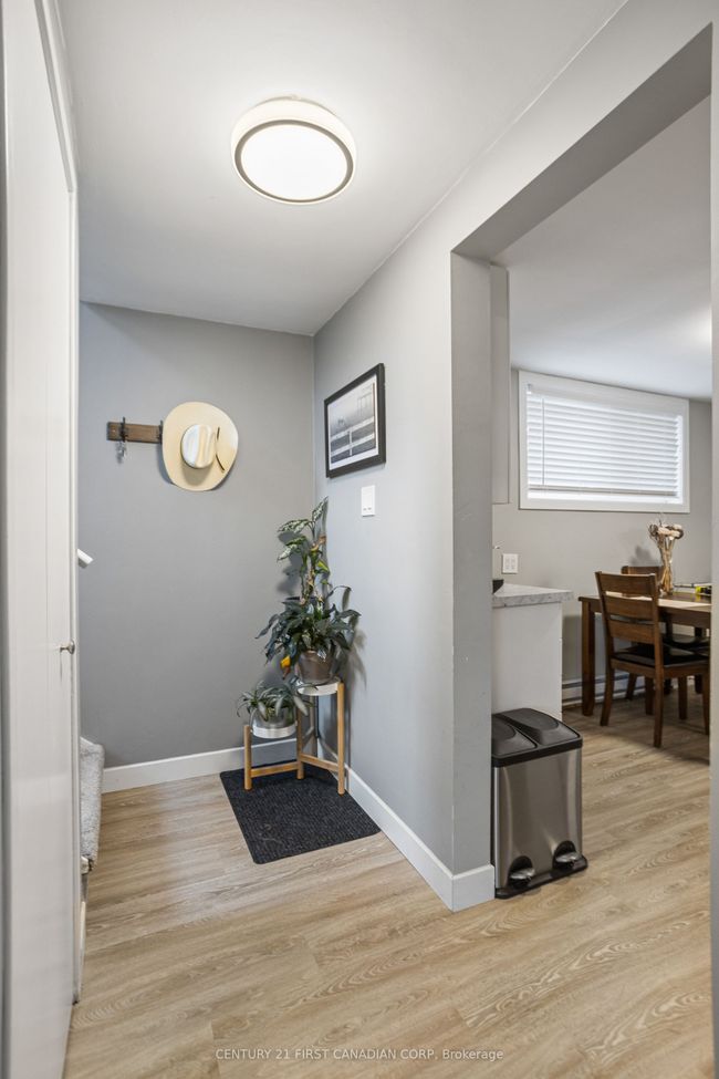 103-105 Main St S, Home with 4 bedrooms, 2 bathrooms and 5 parking in Exeter ON | Image 28