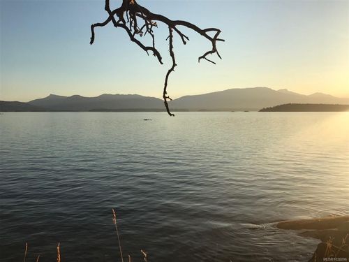 171 Mcgill Rd, Salt Spring Island, BC, V8K1E3 | Card Image