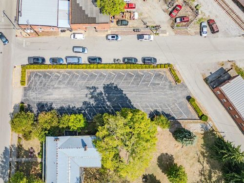 101 3rd St, Paris, KY, 40361 | Card Image