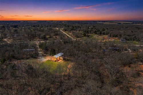 106394 S Parkwood Ct, Prague, OK, 74864-5403 | Card Image