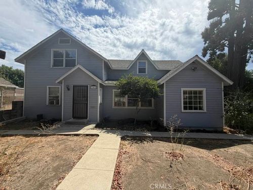 302 E 4th St, Ontario, CA, 91764-2710 | Card Image
