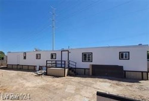 2884 Green Tree Ave, Las Vegas, NV, 89142-2611 | Card Image