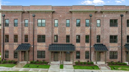 105 Lexington Ln, Southern Pines, NC, 28387-4216 | Card Image