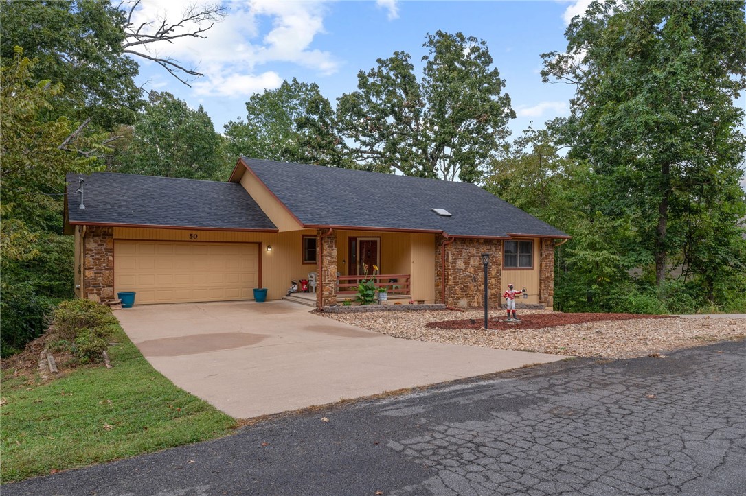 Ruthwell Dr, Bella Vista, AR 72715