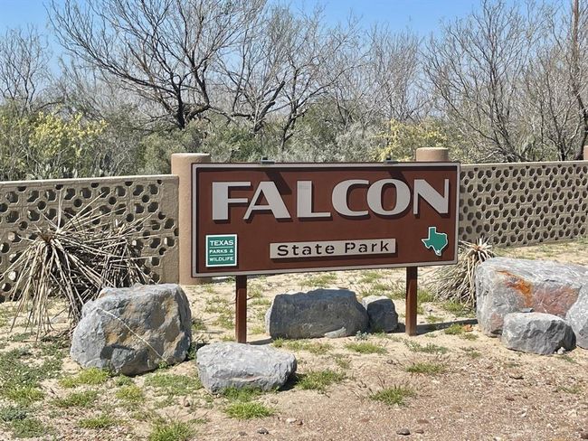 2991 N Highway 83, House other with 3 bedrooms, 2 bathrooms and null parking in Roma TX | Image 40
