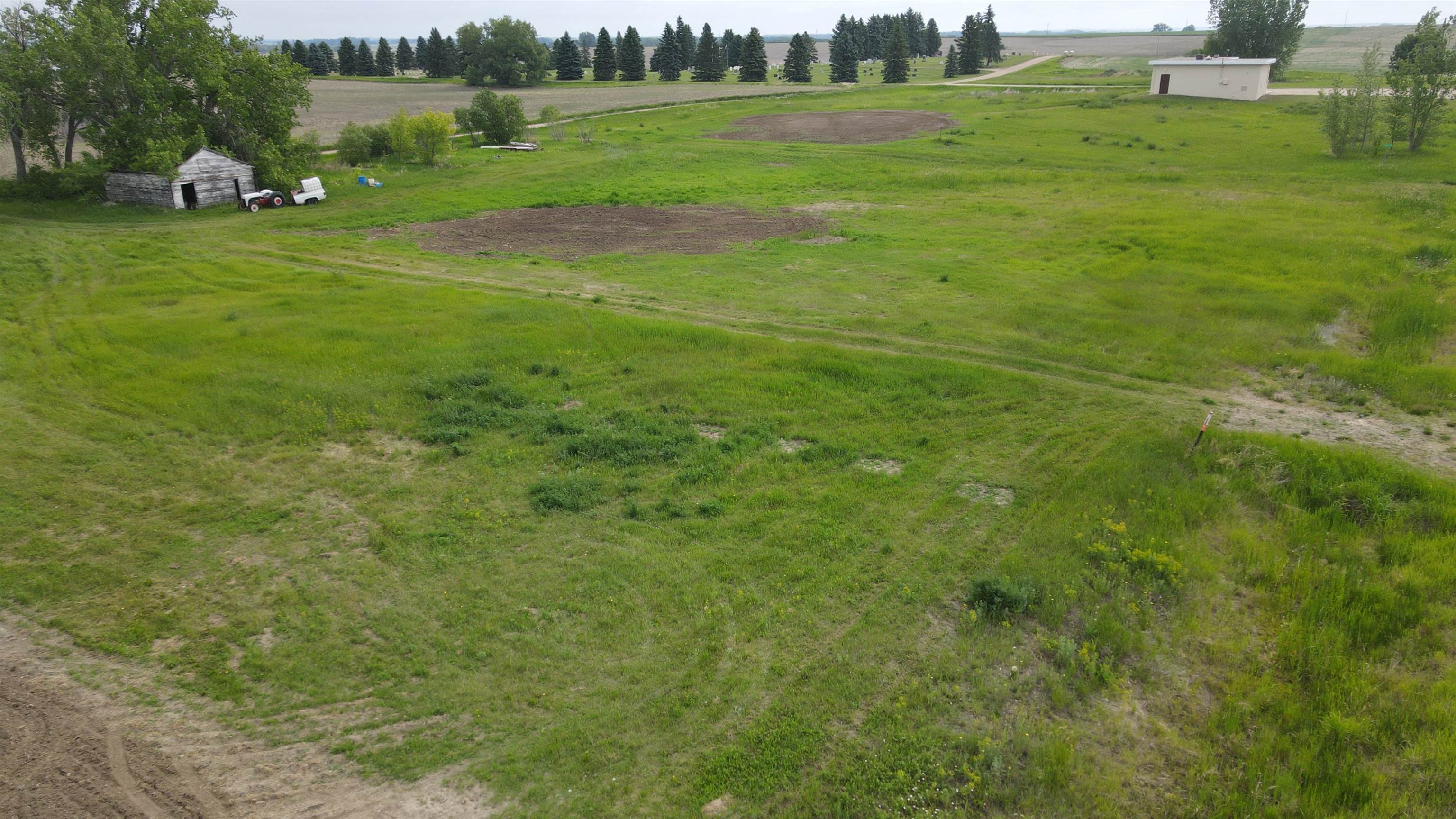 Land in Drake