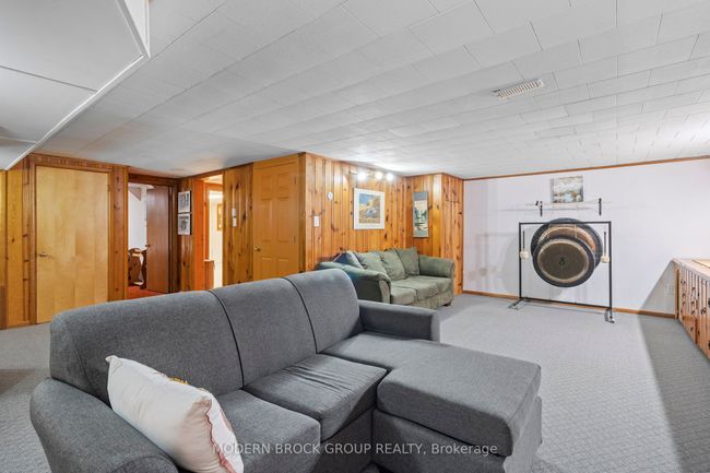 10 Henry Brown Crt, House other with 4 bedrooms, 2 bathrooms and 5 parking in Mallorytown ON | Image 47