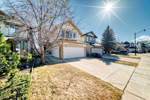 84 Cougarstone Sq Sw, Calgary, AB, T3H5J4 | Card Image